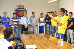 Auricchio recebe atletas que vão aos Jogos Olímpicos de Londres