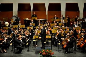 Orquestra Sinfônica de Santo André apresenta Beethoven com participação do pianista Fábio Martino