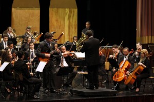 Orquestra Jovem da Fundação das Artes realiza concerto no Teatro Paulo Machado Orquestra Jovem da Fundação das Artes realiza concerto no Teatro Paulo Machado