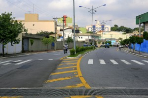 Prefeitura de São Caetano inicia obra de combate a enchentes na Fernando Simonsen Prefeitura de São Caetano inicia obra de combate a enchentes na Fernando Simonsen