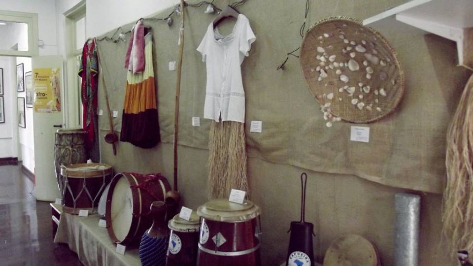 Museu Municipal encerra exposição Ginga e molejo com apresentação de dança Museu Municipal encerra exposição Ginga e molejo com apresentação de dança