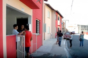 Conjunto Colina recebe novos moradores Conjunto Colina recebe novos moradores