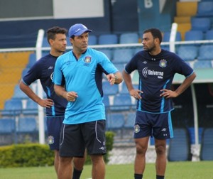 Em clima de decisão, Azulão não divulga a equipe que enfrenta o Santo André Em clima de decisão, Azulão não divulga a equipe que enfrenta o Santo André