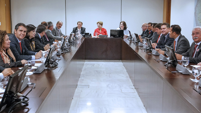 Prefeitos do ABC em Brasilia em busca de verbas federais (Foto: Roberto Stuckert Filho/PR)