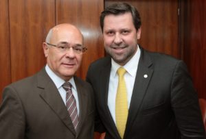 Carlos Sampaio é o candidato a deputado federal do PSDB de SCS