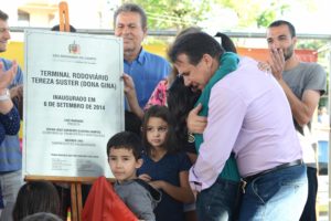 Marinho entrega novo terminal de ônibus Tereza Suster, no R. Grande 