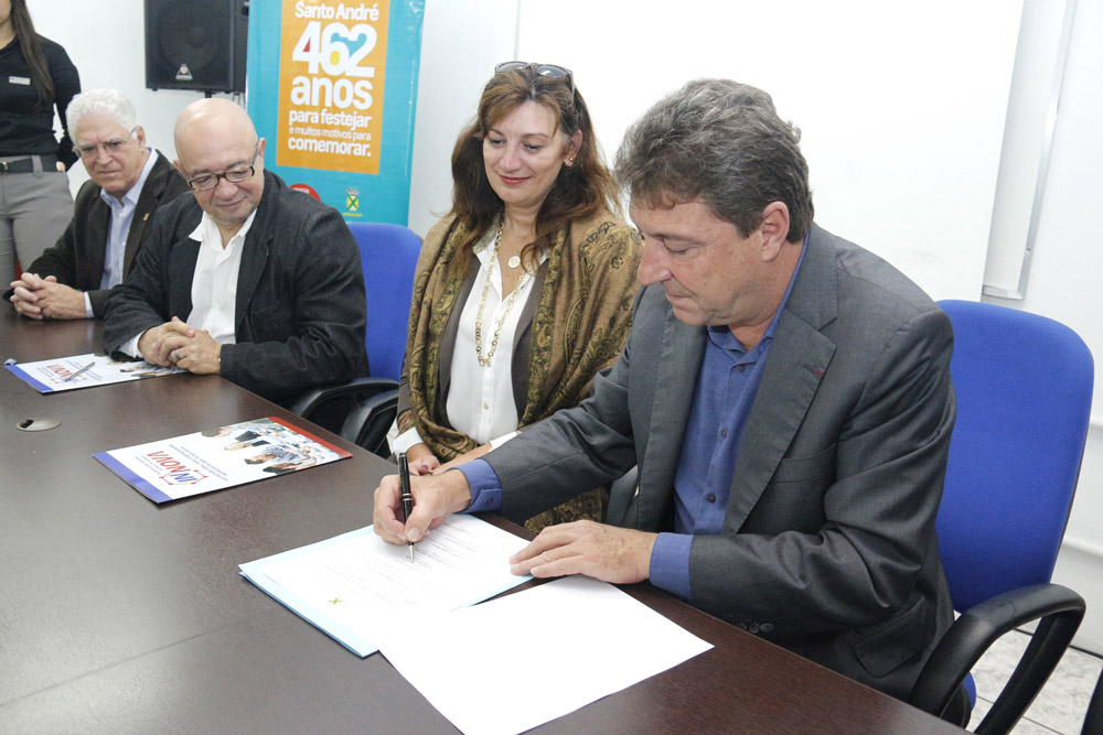 29 empreendedores receberam o selo no Municipal