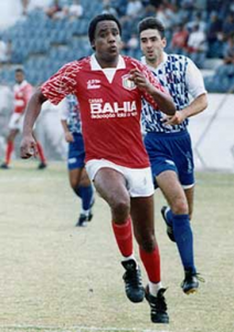 Serginho Chulapa, um dos maiores ídolos da AD São Caetano.