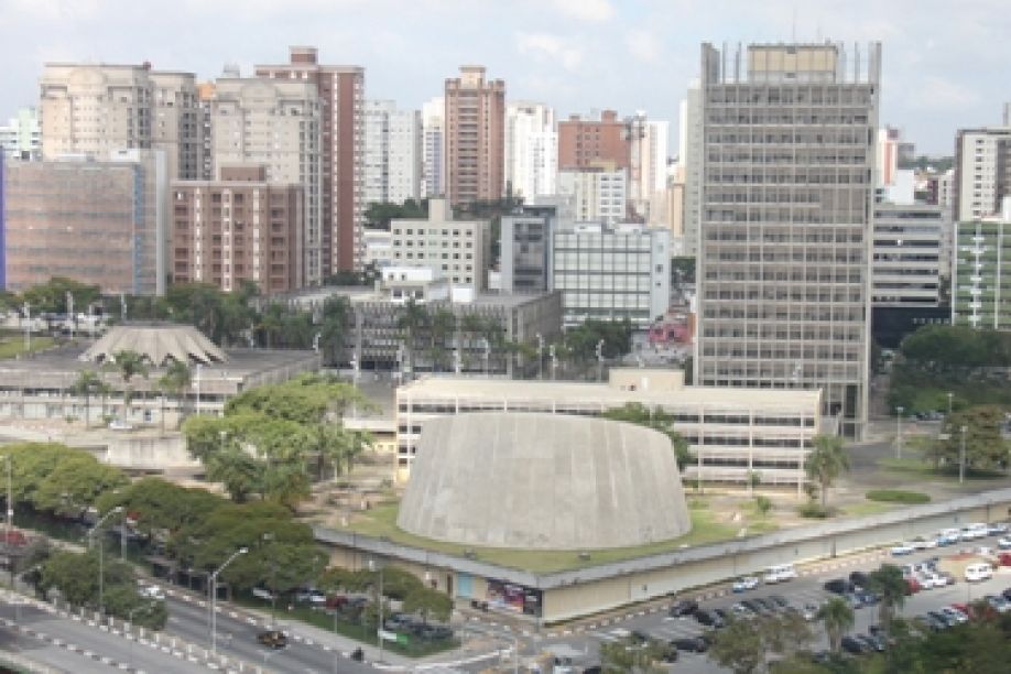 Servidores de S.A. receberão R$ 700 de abono salarial Servidores de S.A. receberão R$ 700 de abono salarial