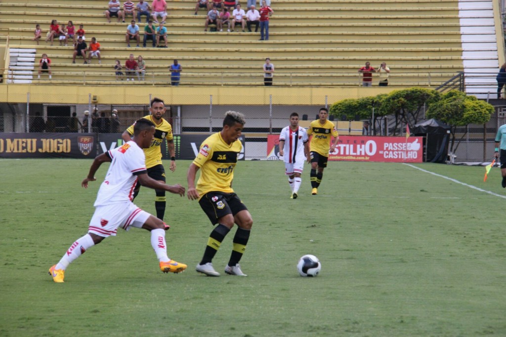 São Bernardo bate o Oeste e soma quatro pontos em dois jogos