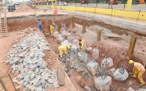 Após término das obras, trânsito ficará melhor em avenidas próximas Após término das obras, trânsito ficará melhor em avenidas próximas