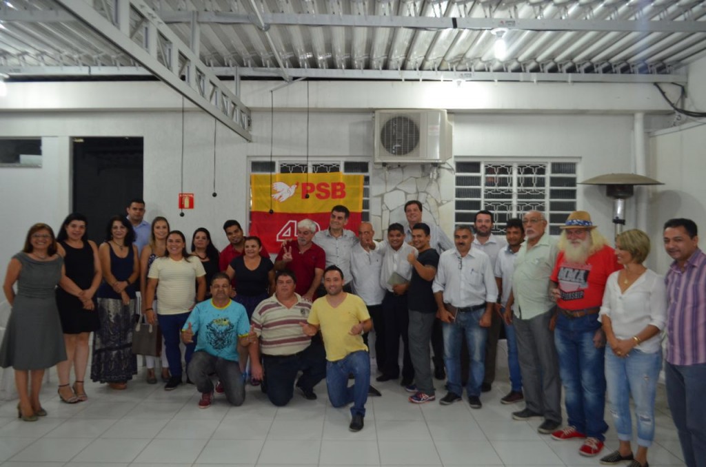 Executiva do PSB Municipal e pré-candidatos à vereadores unidos. Executiva do PSB Municipal e pré-candidatos à vereadores unidos.