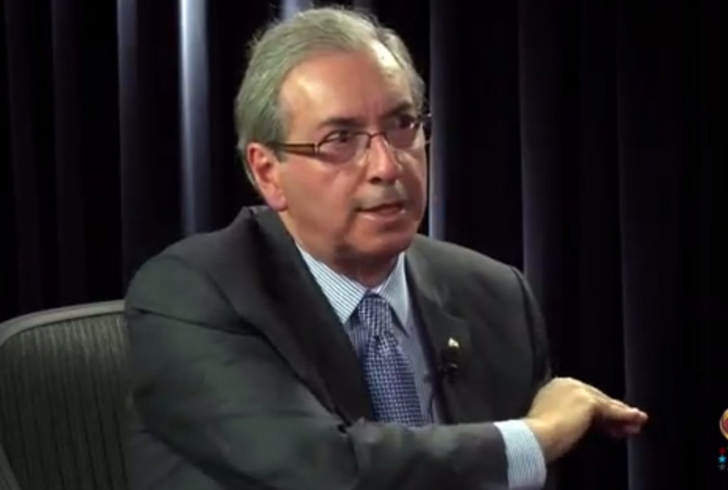 Maioria do STF decide pelo afastamento de Cunha da Câmara Maioria do STF decide pelo afastamento de Cunha da Câmara