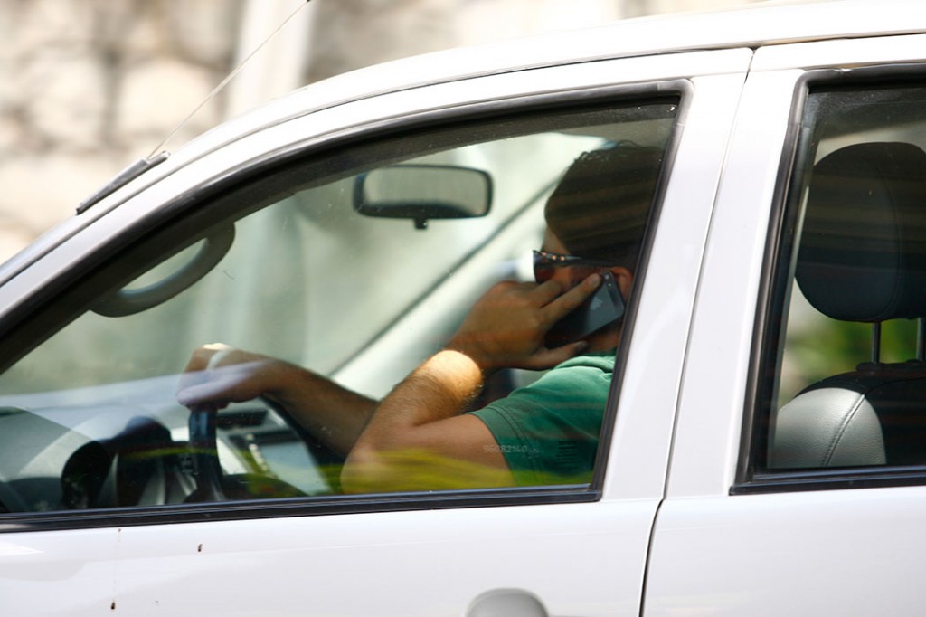 Multas de trânsito terão alta de até 66%; usar celular será infração gravíssima