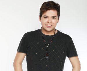 Humorista Gustavo Mendes traz ‘Atrevido’ ao Municipal de Santo André